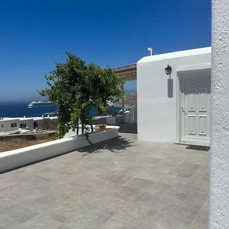 Holiday home Tagoo Cruise House
